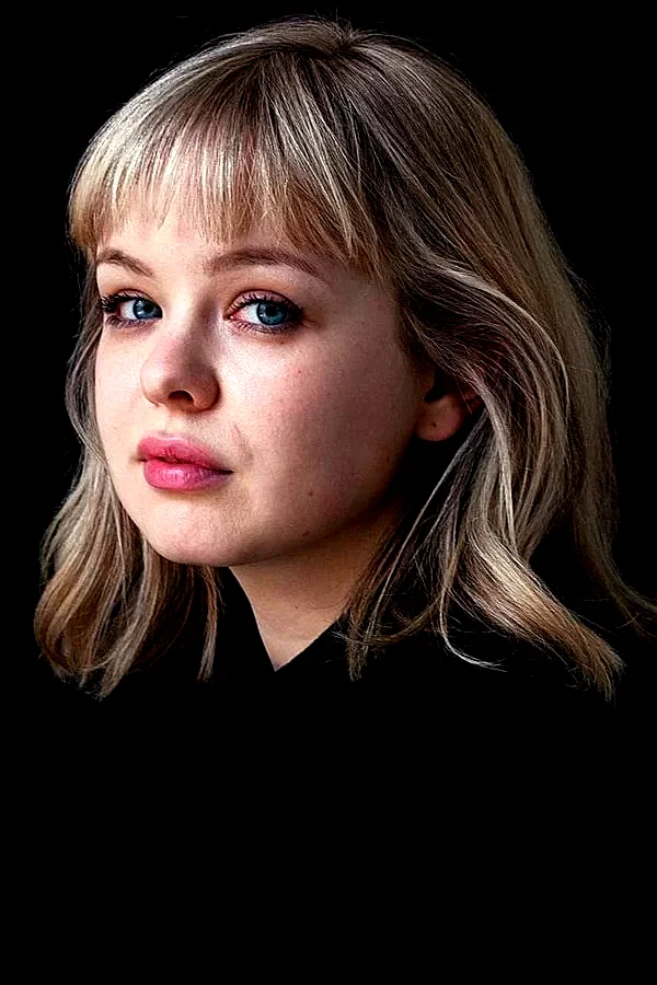  Nicola Coughlan
