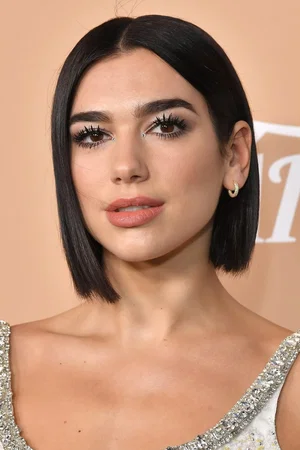  Dua Lipa