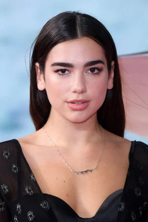  Dua Lipa