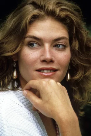 Kelly Mcgillis photo