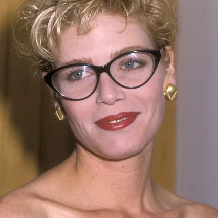 Kelly Mcgillis