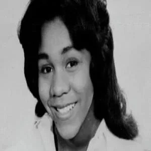  Clydie King