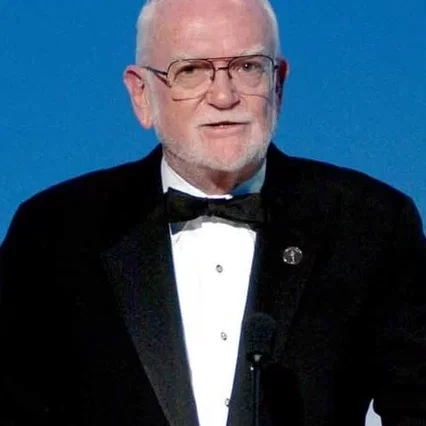  Frank Pierson