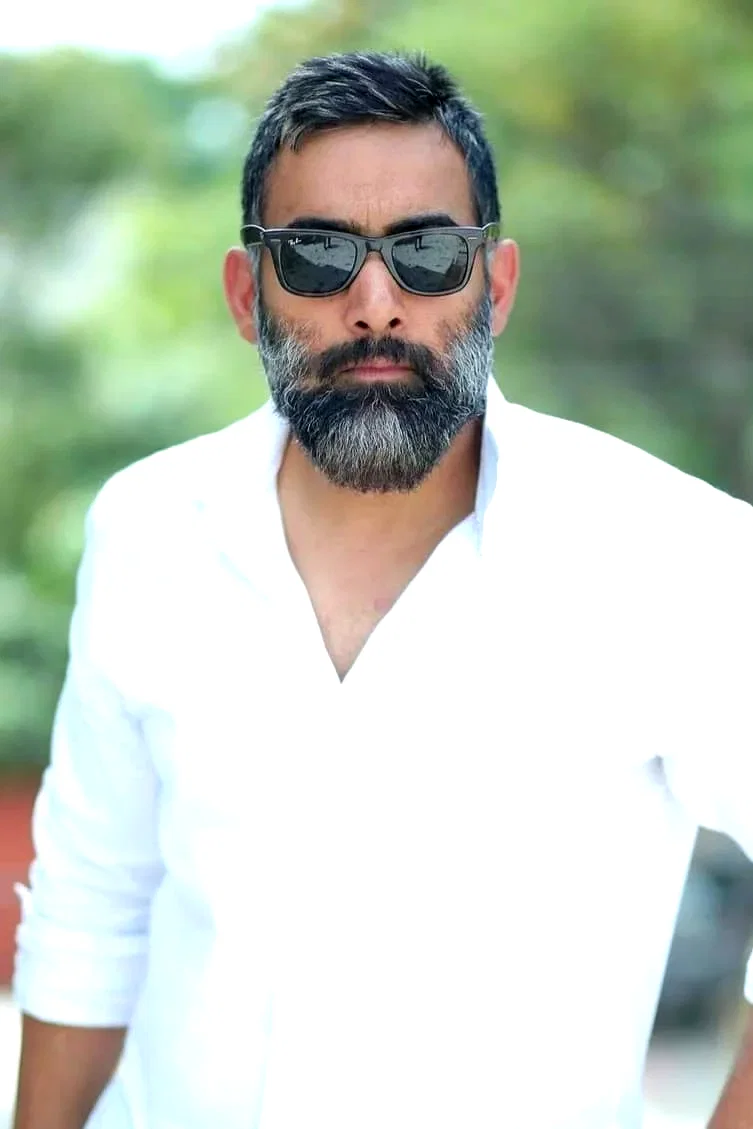  Manav Vij