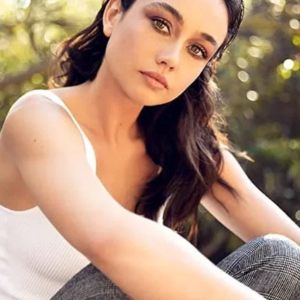  Sydney Chandler