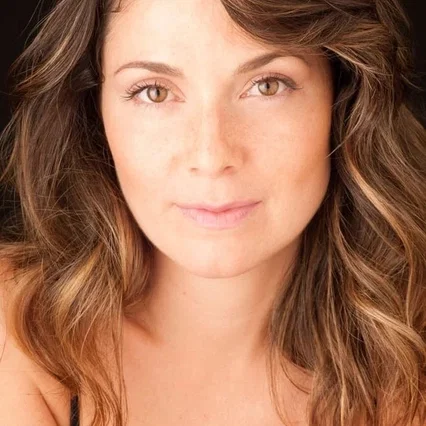  Gabriela Barros