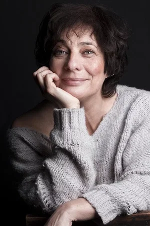  Elsa Valentim