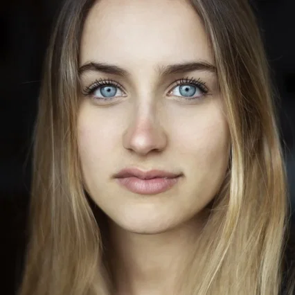 Claudia Stecher
