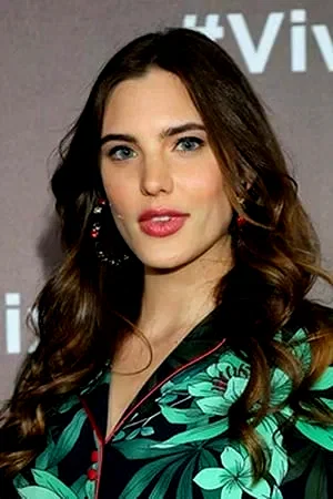  Macarena Achaga