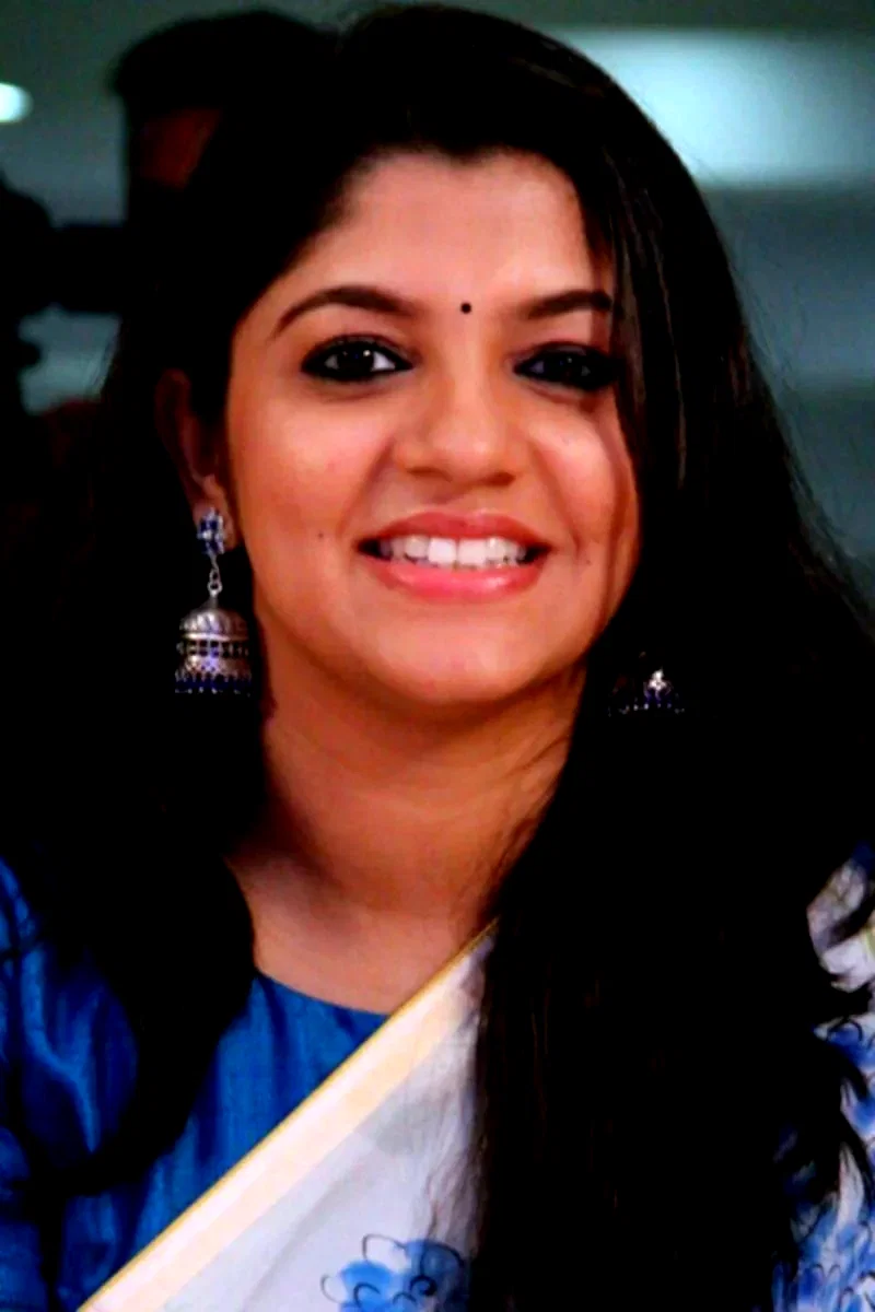  Aparna Balamurali