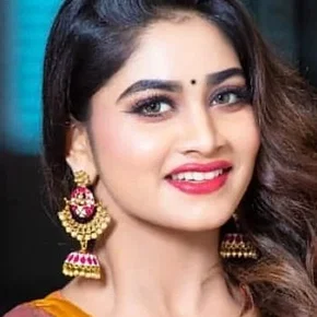 Photo star :  Shivani Narayanan