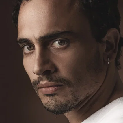  Simone Liberati