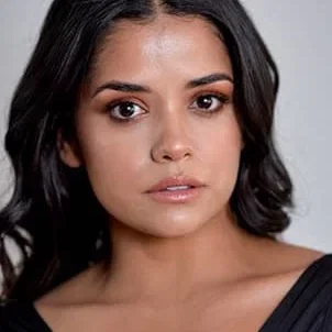  Emilia Ceballos