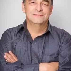  Álvaro Bayona