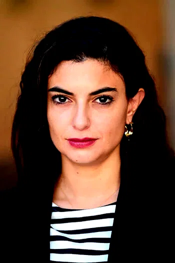  Mounia Akl