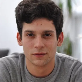 Photo star :  Baptiste Carrion-Weiss