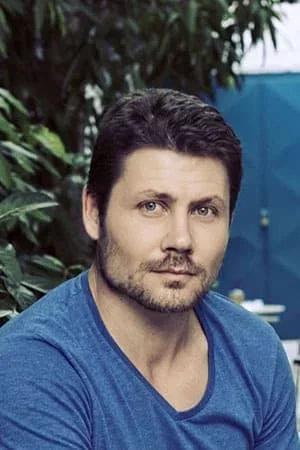  Kris Radanov photo