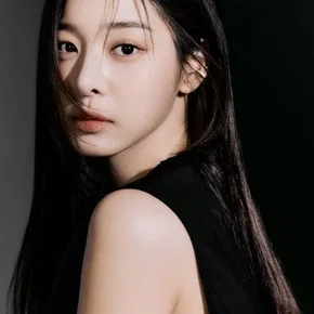 Photo star :  Seol In-a