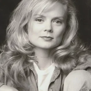 Photo star :  Romy Walthall Windsor
