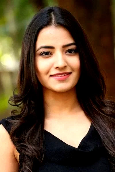  Rukshar Dhillon