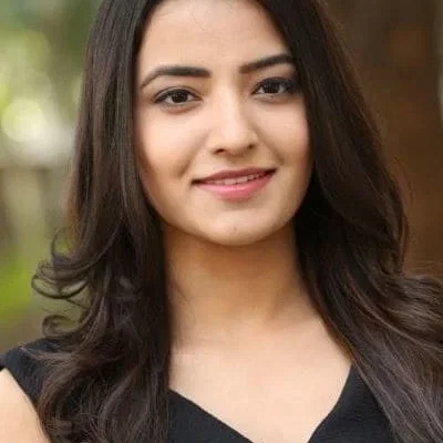  Rukshar Dhillon