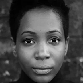 Photo star :  Tamara Lawrance