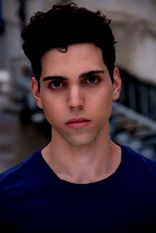  Edgar Morais