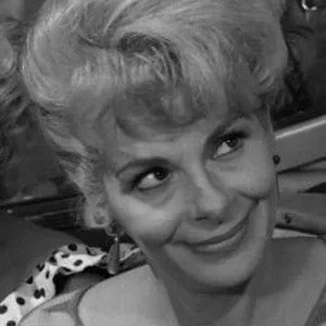  Jean Carson