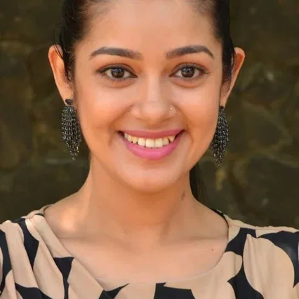  Chaya Singh