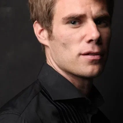  Matthew Wilkas