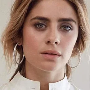 Photo star :  Greta Scarano