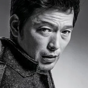 Photo star :  Jung Jae-young