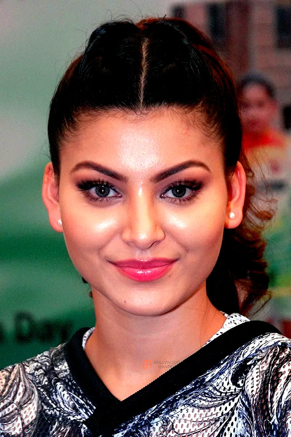  Urvashi Rautela