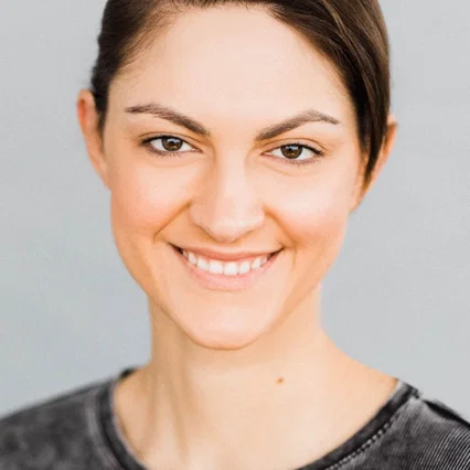  Alisa Erlikh