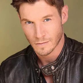 Photo star : Chad Michael Collins
