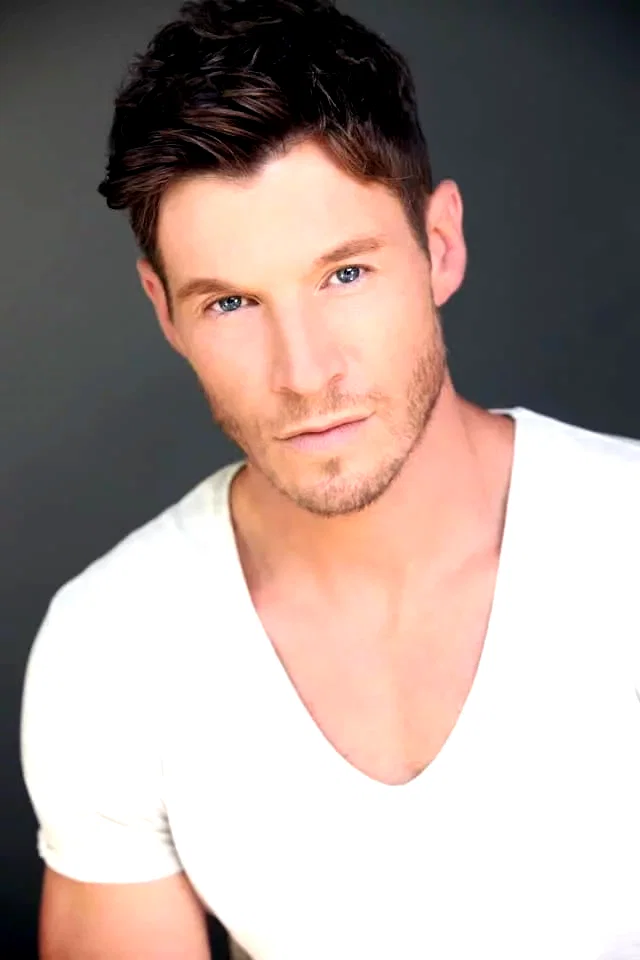 Chad Michael Collins