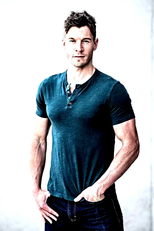 Chad Michael Collins