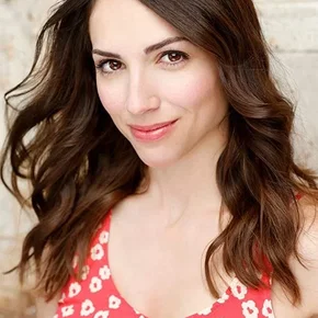 Photo star : Eden Riegel