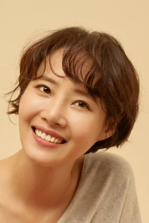 Kang Kyung-Hae photo