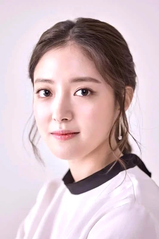  Lee Se-young