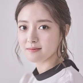 Photo star :  Lee Se-young