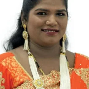 Photo star :  Aranthangi Nisha