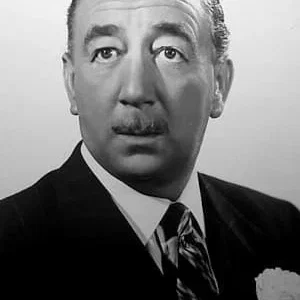  Melville Cooper