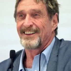 Photo star :  John McAfee