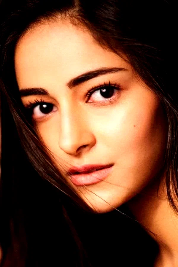  Ananya Pandey