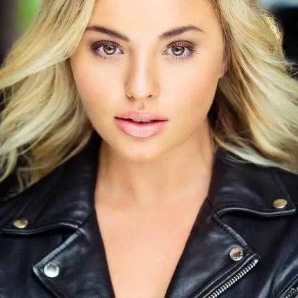  Victoria Baldesarra