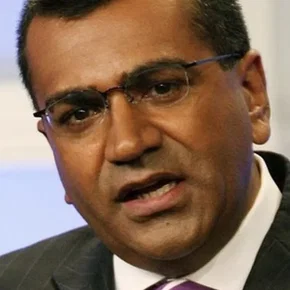 Photo star :  Martin Bashir