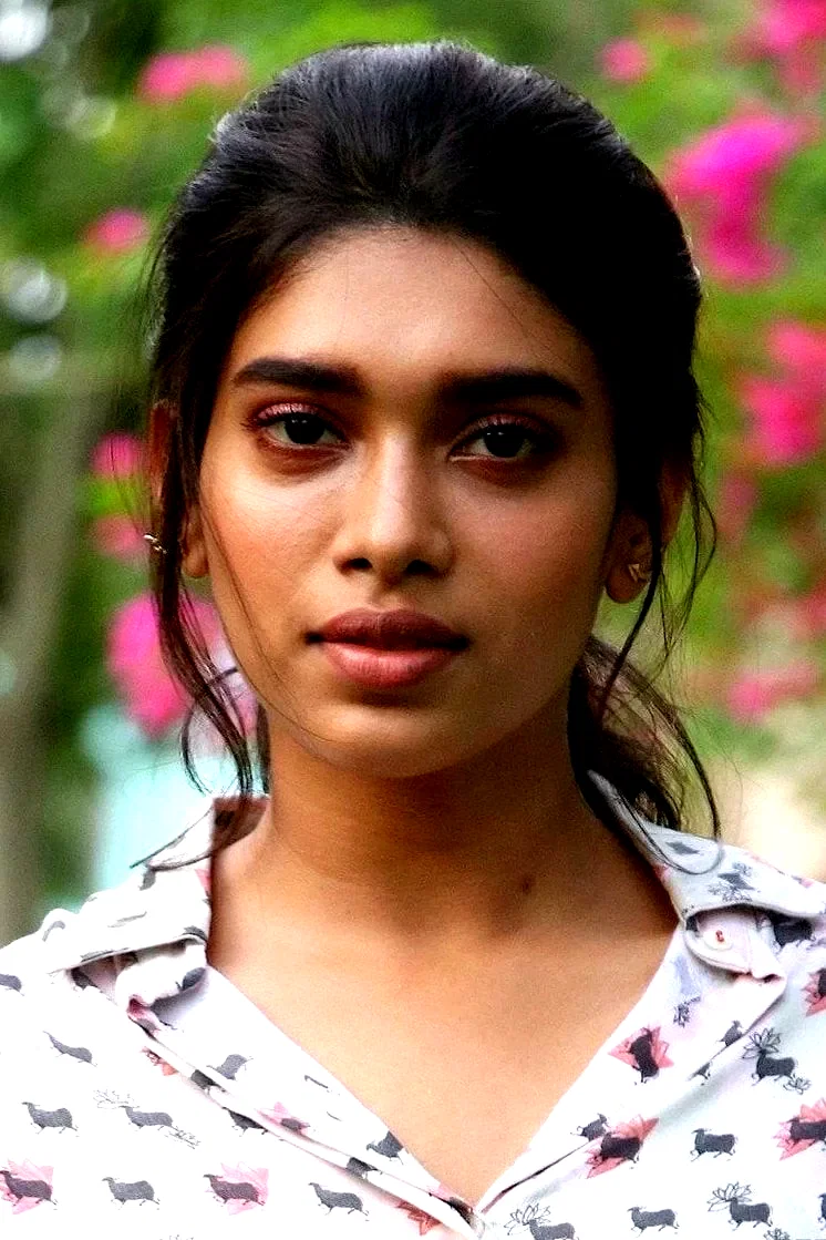  Dushara Vijayan