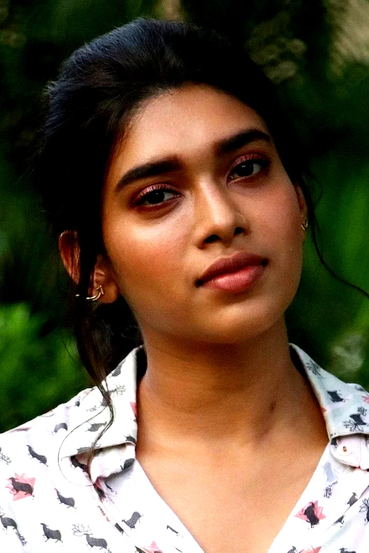  Dushara Vijayan