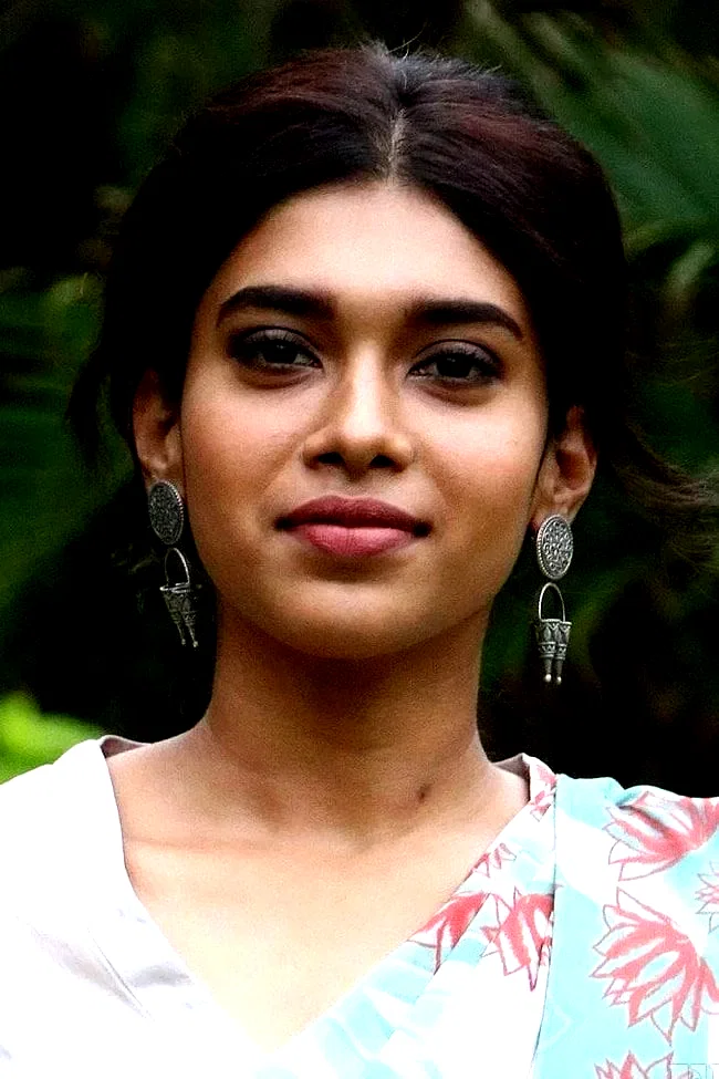  Dushara Vijayan